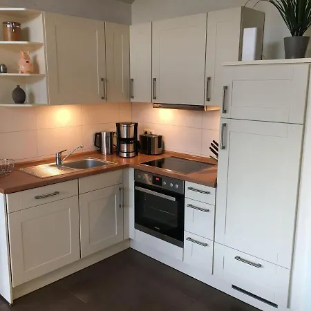 Müritz-ferienhaus Wiesenblick | Garten, Sauna, Kamin Und Boot | 200 Meter Zur Müritz * Marienfelde