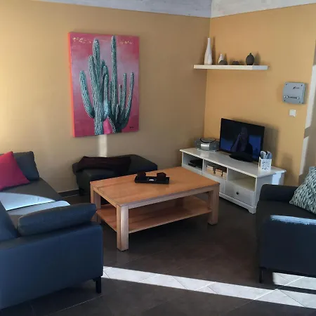 Mueritz-ferienhaus-wiesenblick-|-garten-sauna-kamin-und-boot-|-200-meter-zur-mueritz Marienfelde