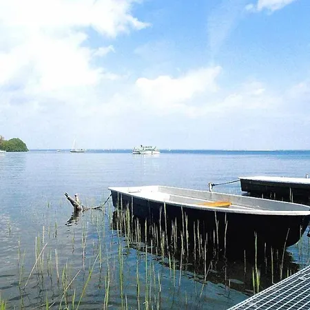 Müritz-ferienhaus Wiesenblick | Garten, Sauna, Kamin Und Boot | 200 Meter Zur Müritz Ferienhaus *
