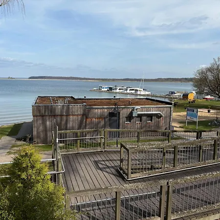 Mueritz-ferienhaus-wiesenblick-|-garten-sauna-kamin-und-boot-|-200-meter-zur-mueritz Marienfelde