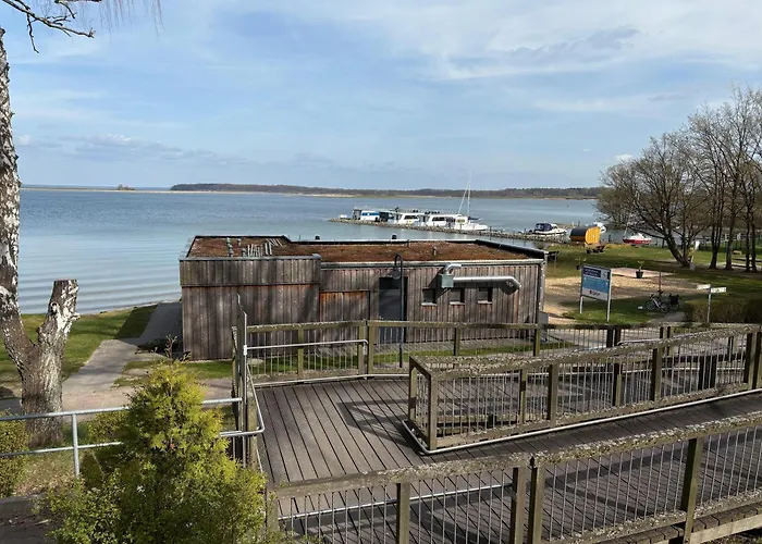 Mueritz-ferienhaus-wiesenblick-|-garten-sauna-kamin-und-boot-|-200-meter-zur-mueritz Marienfelde